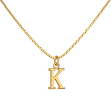 Letra tubo chica con cadena