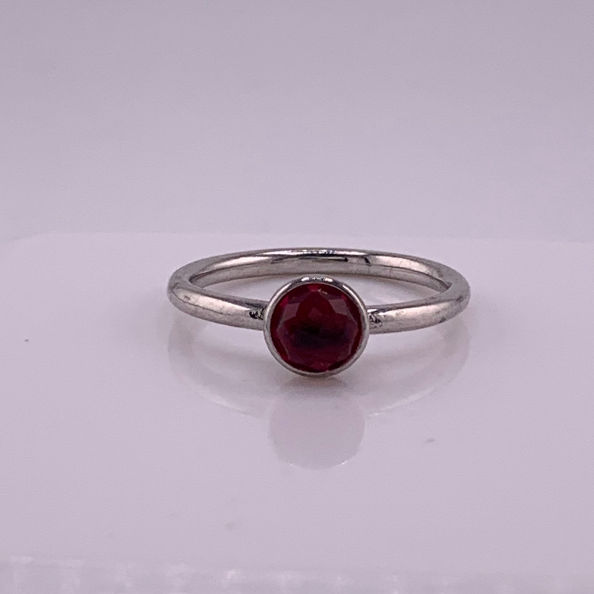 Anillo Fino con piedra