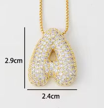 Letra burbuja con piedra