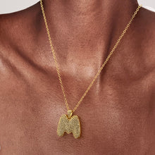 Letra tipo teni con cadena