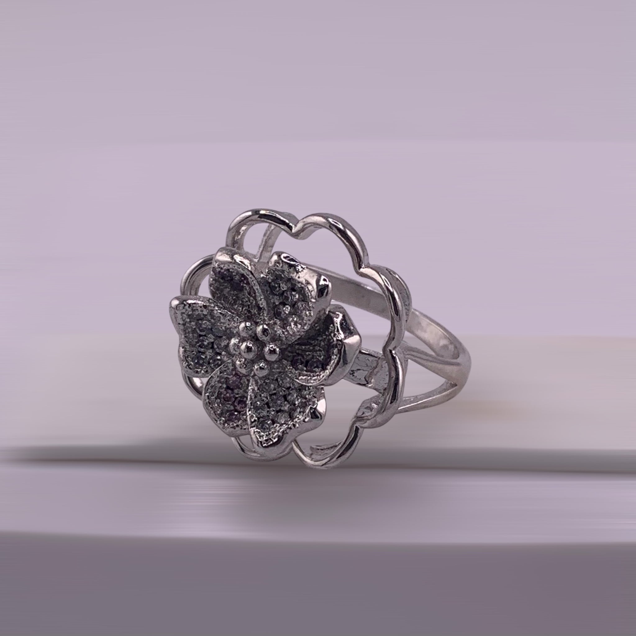 Anillo Flor Giratorio