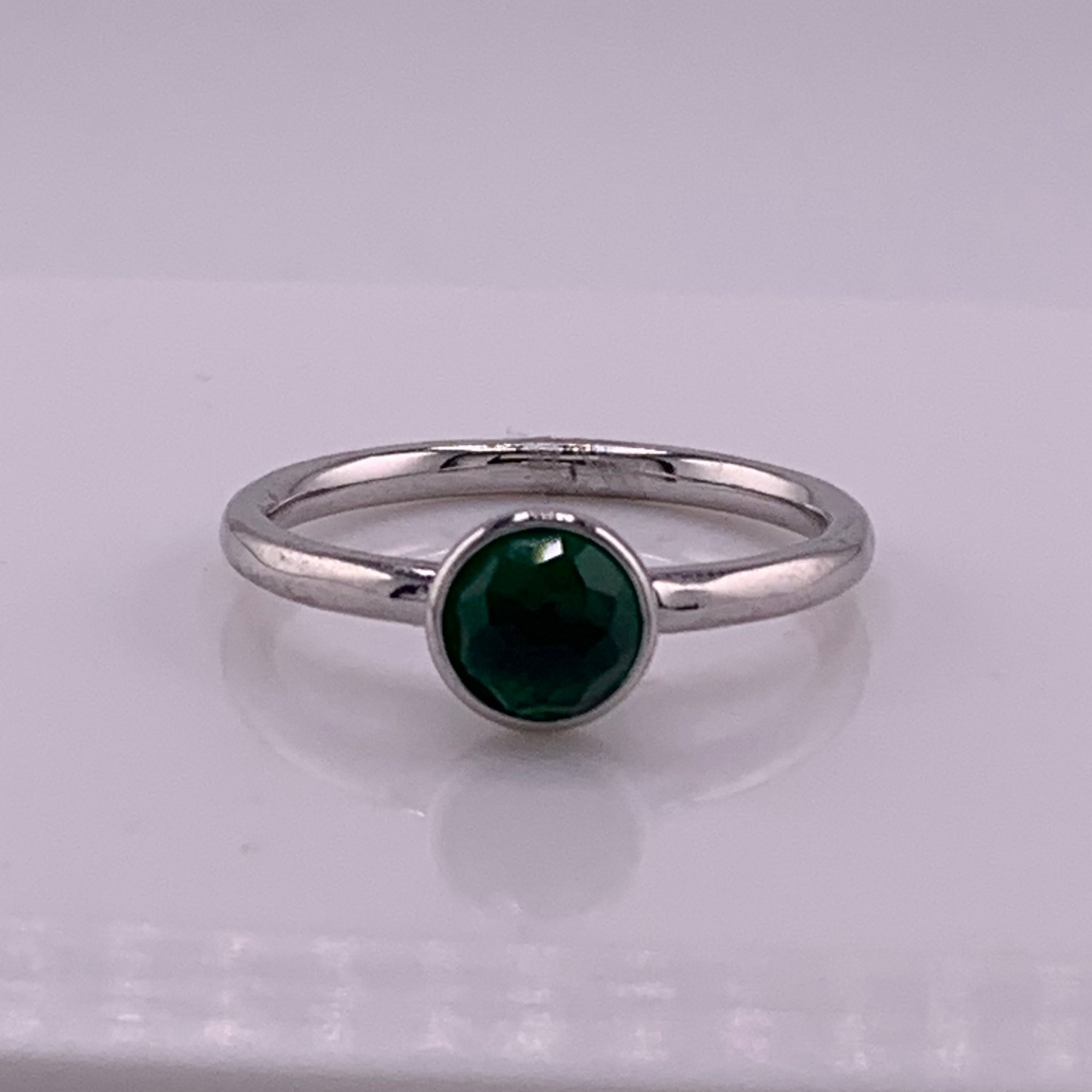 Anillo Fino con piedra