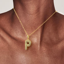 Letra tipo teni con cadena