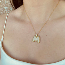 Letra tipo teni con cadena