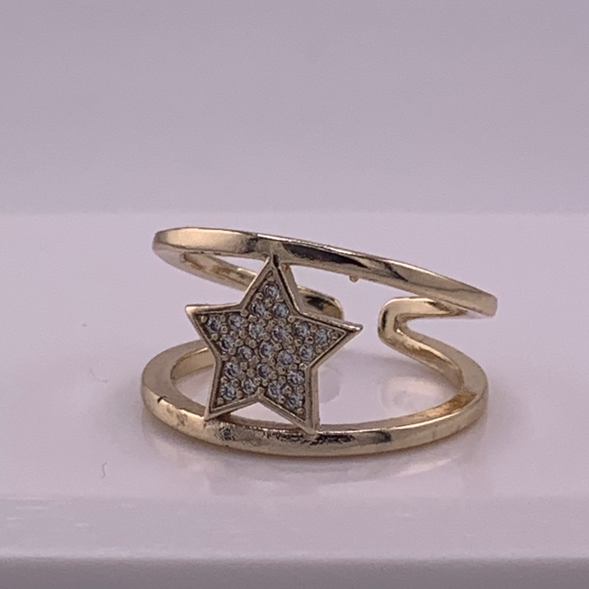 Anillo Liso con Estrella