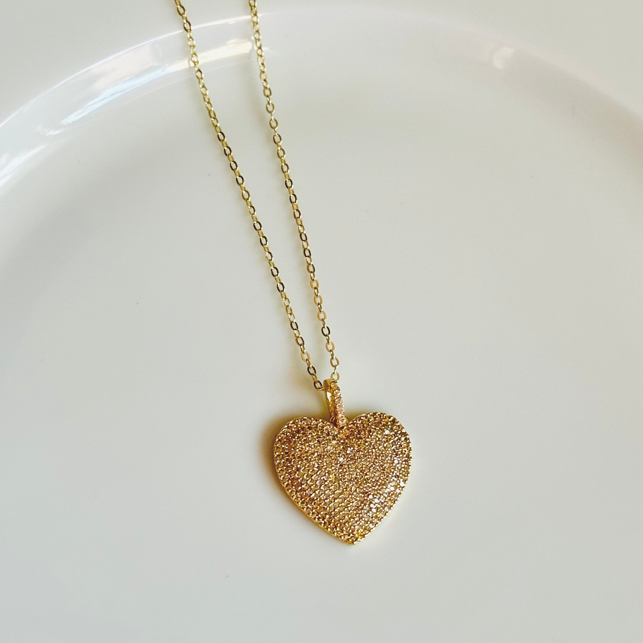 Heart collar