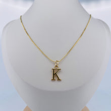 Letra tubo chica con cadena