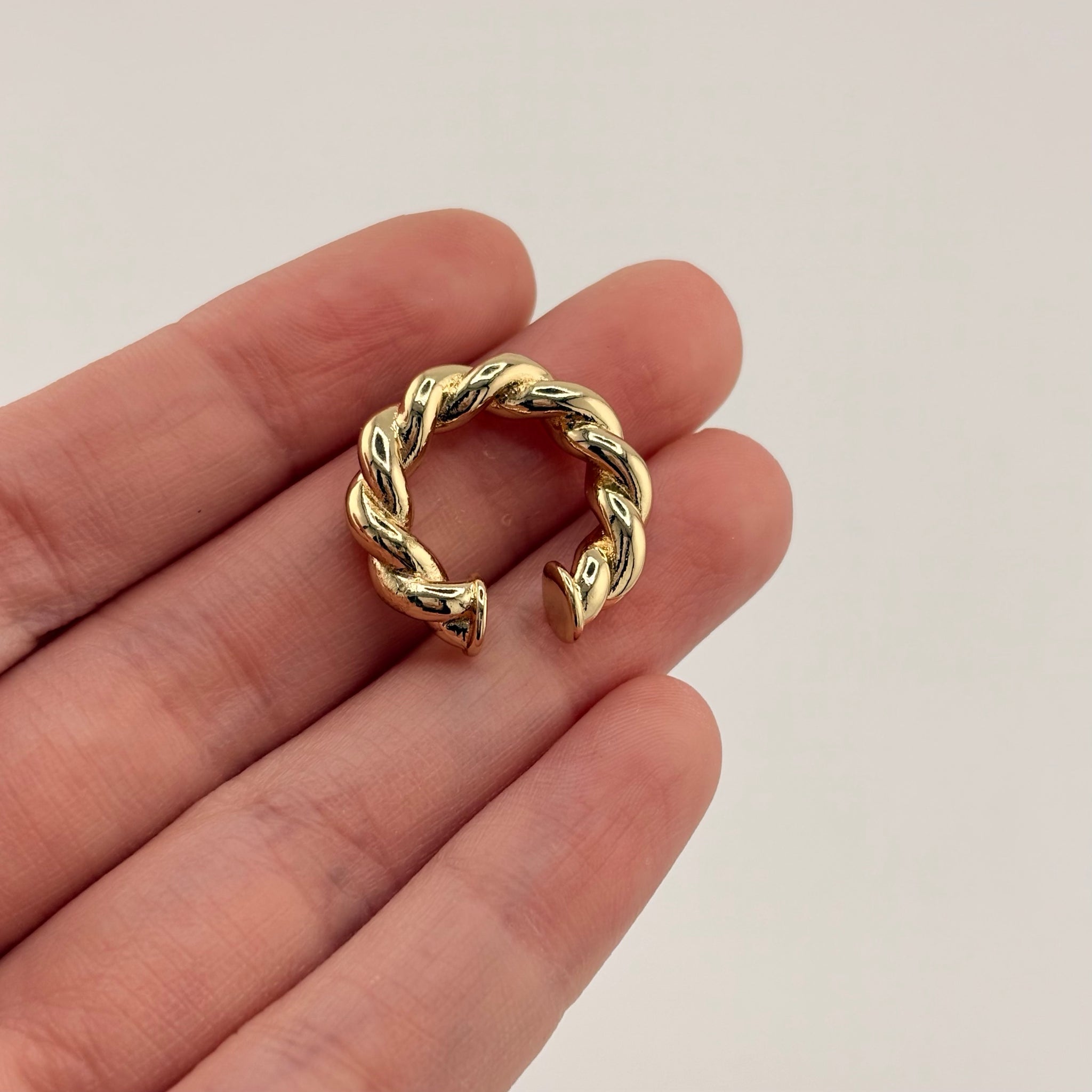 Earcuff trenzado/ Simulador