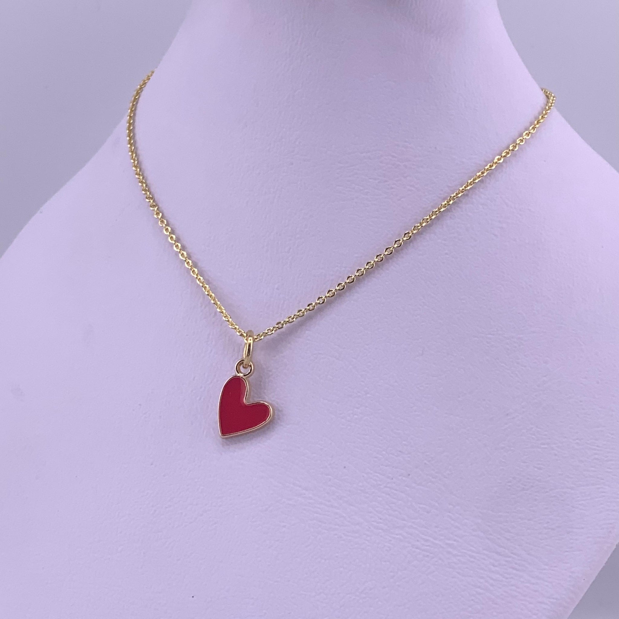 collar corazon rojo