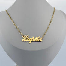 Colla con nombre personalizado cursiva