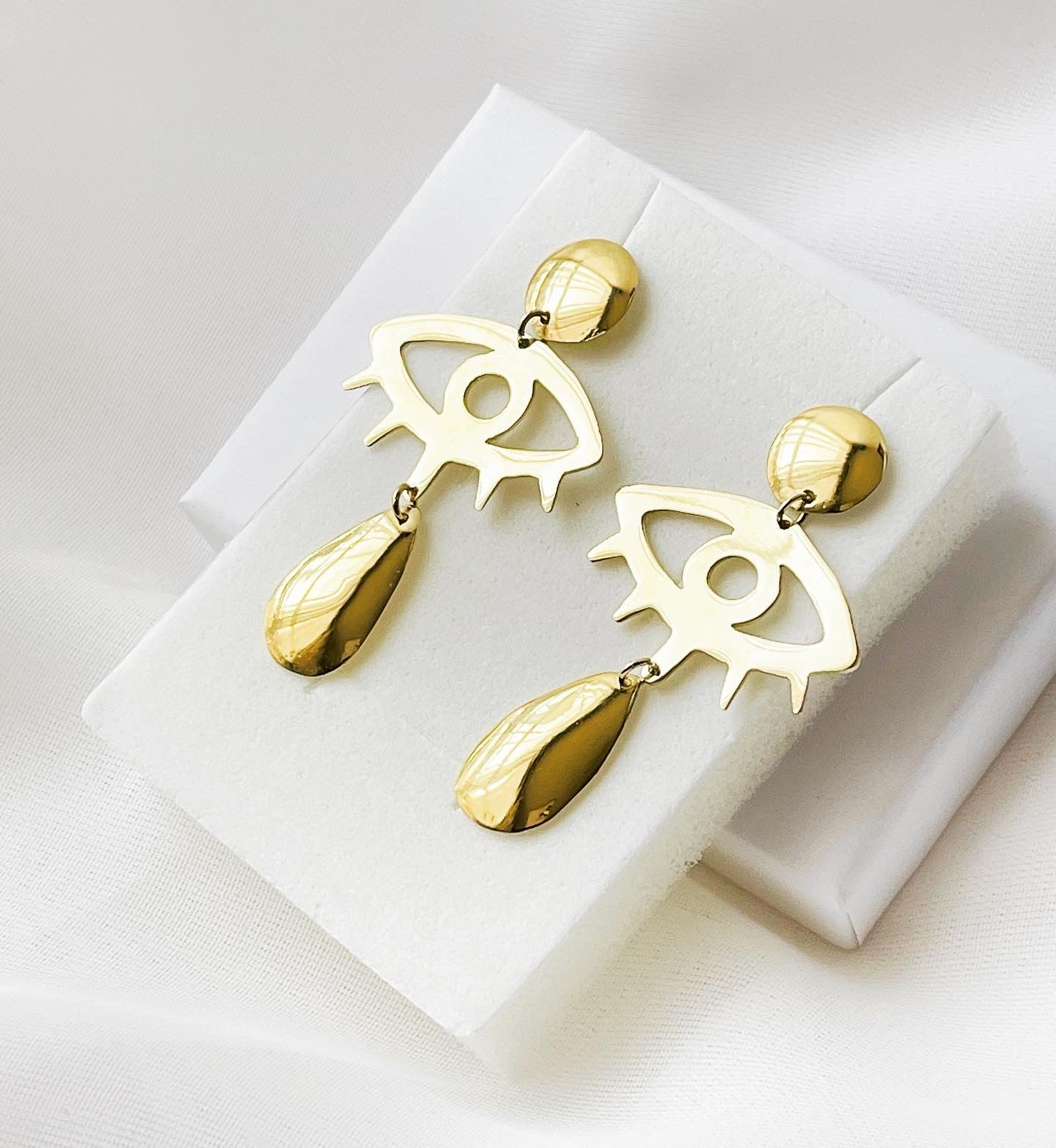 Aretes ojito
