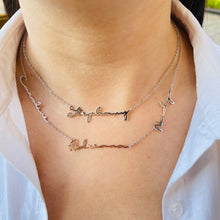 Colla con nombre personalizado cursiva