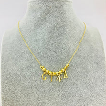 Nombre personalizado letra chica estilo Times