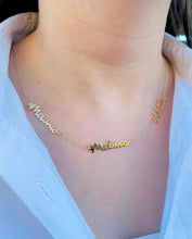 Colla con nombre personalizado cursiva